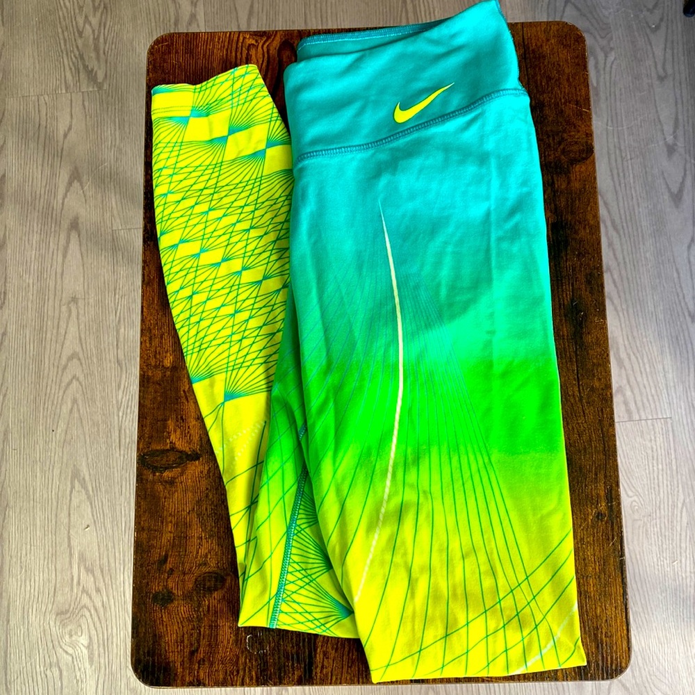 Nike leggings